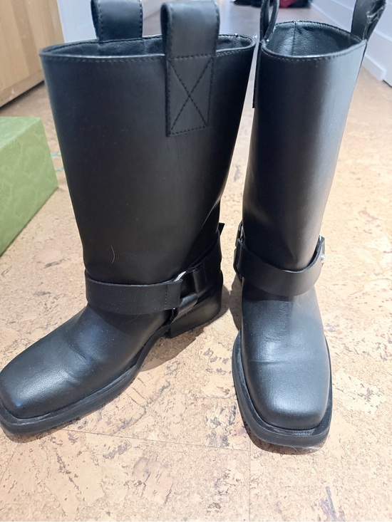 Ganni Shoes - GANNI
Biker Boots